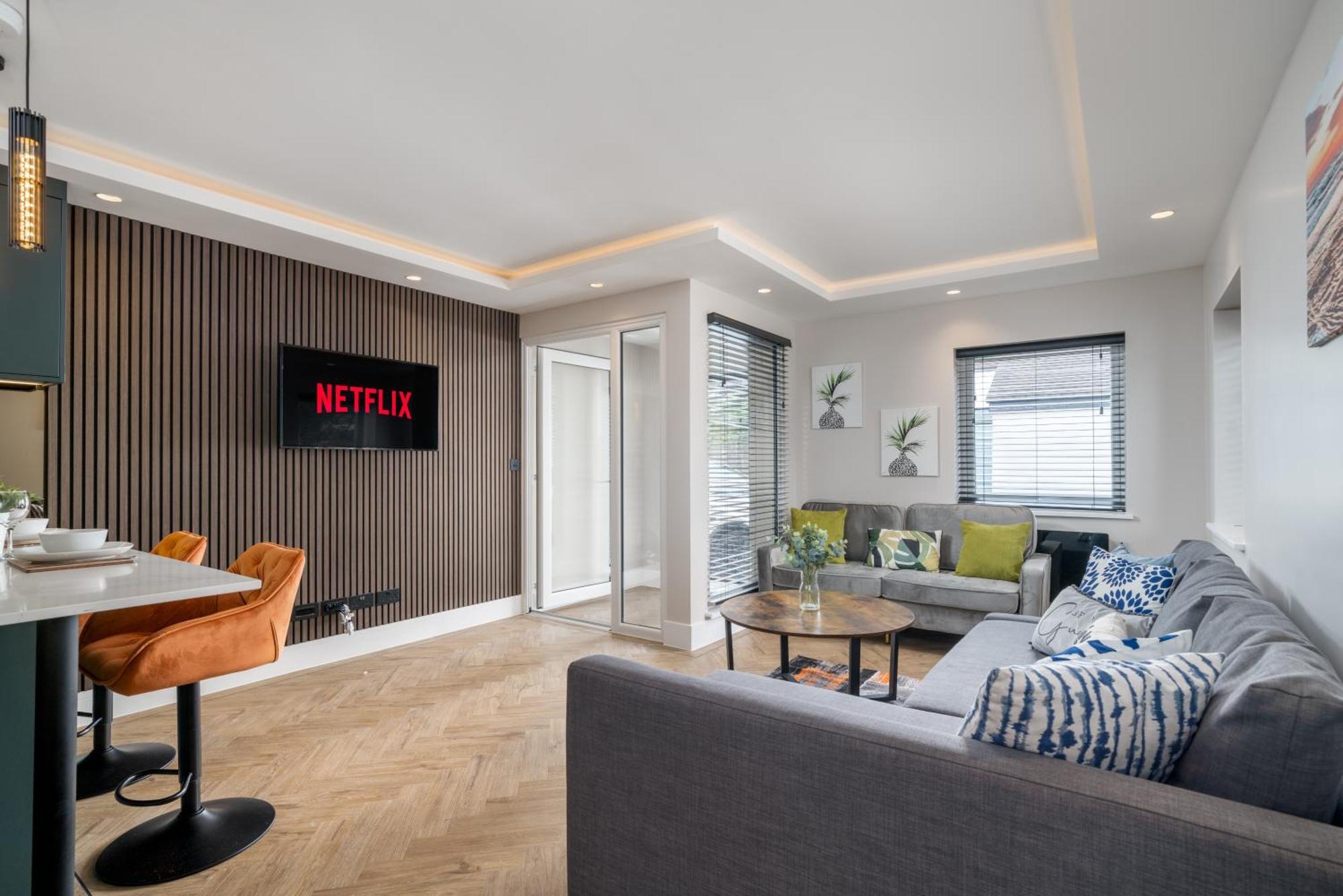 Skyvillion - Cozy Large 4 & 1 Bed Apartments In London Enfield, Mins To Tube Station, Free Wi-Fi Bagian luar foto